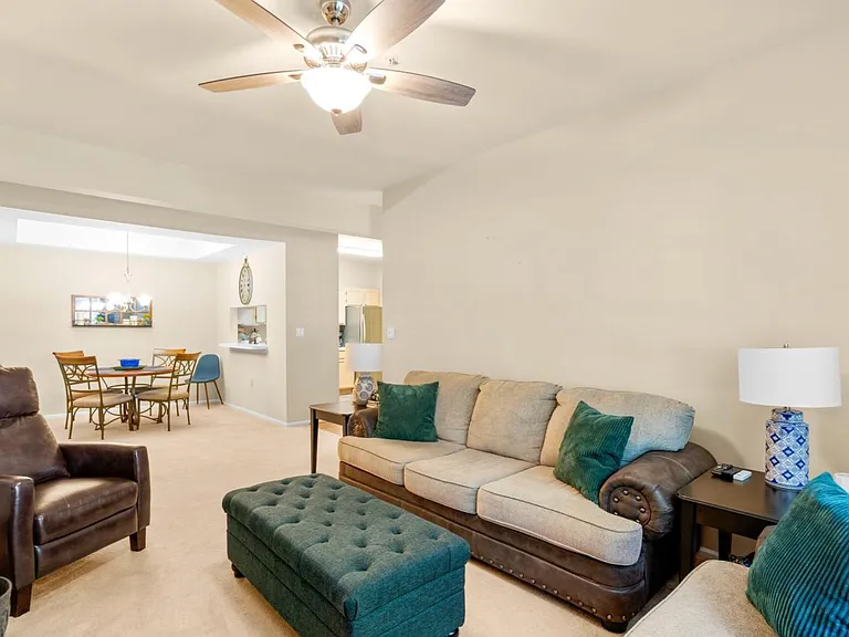 9119 Groffs Mill Dr #9119 — Photo 5