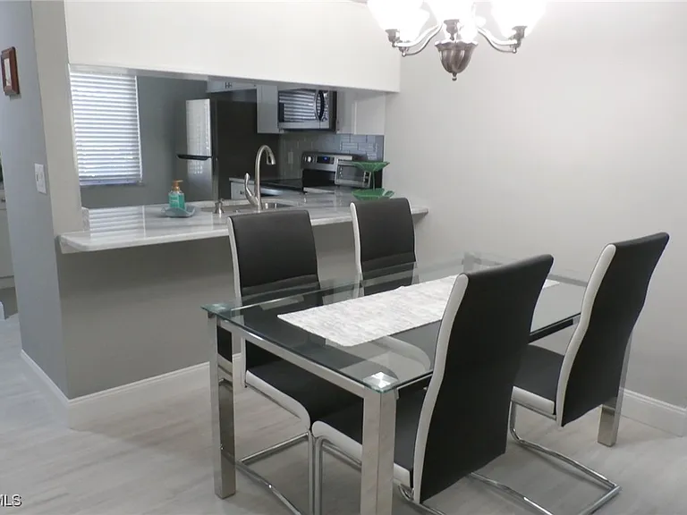 11110 Caravel Cir #101 — Photo 10