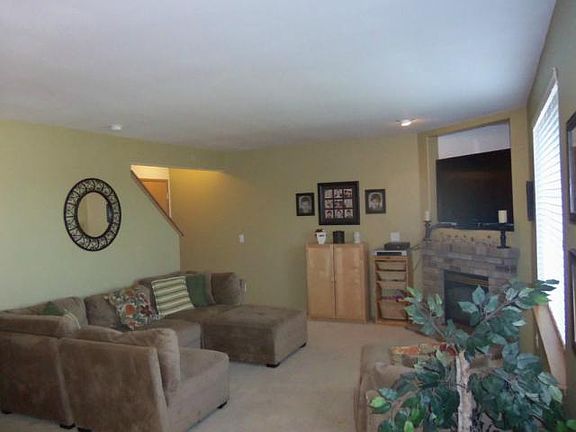 5th image of 16307 87th Ave E