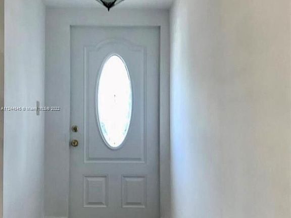 4th image of 10564 NW 8th Ln #10564