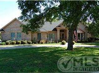 8118 Ravenswood Rd, Granbury, TX 76049