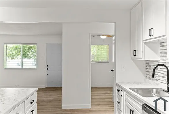 10518 Spring Garden Dr — Photo 14