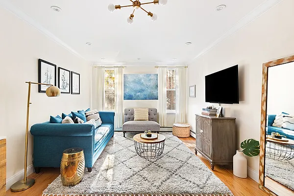 Sold by Compass | media 14