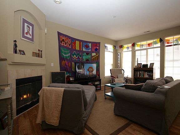 Great-room picture #2