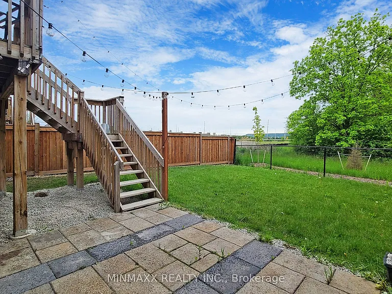 465 Thornborrow Ct — Photo 37