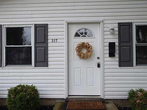 2nd image of 317 Thompson St