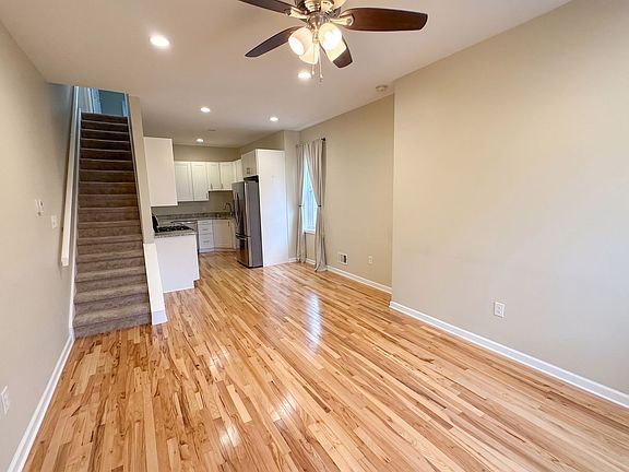 2nd image of 294 46th St