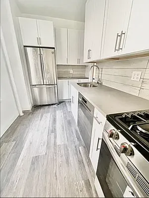 Rented by Bohemia Realty Group | media 4