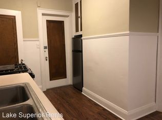 1524 E 3rd St APT B, Duluth, MN 55812