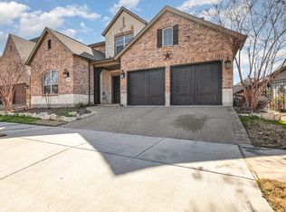 1320 Blue Lake Blvd, Arlington, TX 76005