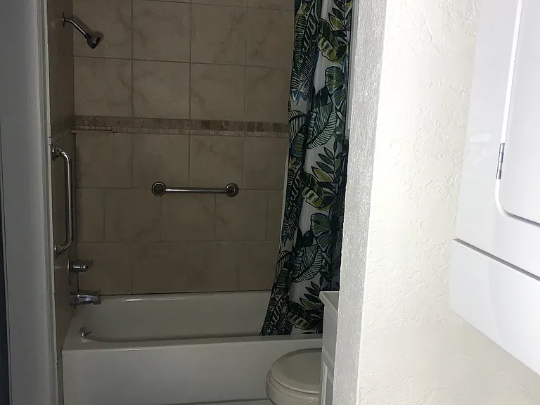 11530 N May Ave #D104 — Photo 15