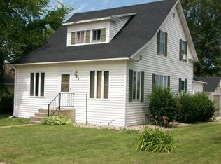 102 W 10th Ave, Webster, SD 57274