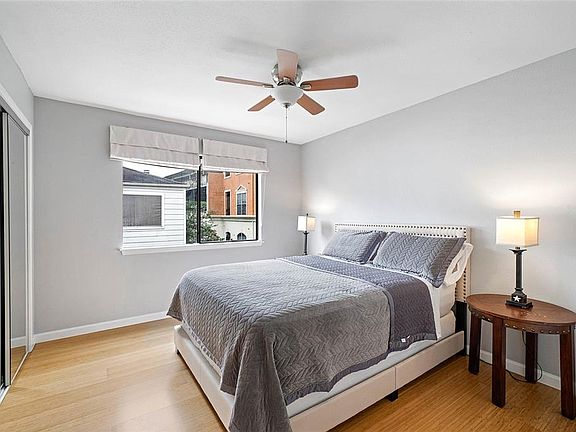5th image of 1829 Augusta Dr APT 21