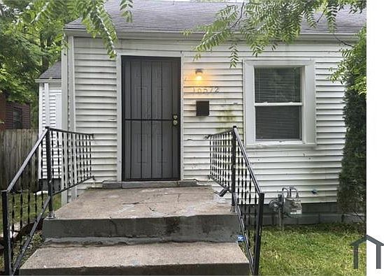2nd image of 16572 Beaverland St