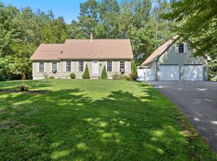 38 Green Ridge Dr, Buxton, ME 04093