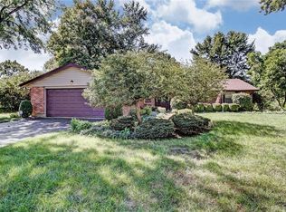 5663 Oak Valley Rd, Dayton, OH 45440