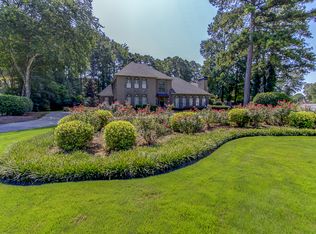 70 White Oak Dr, Newnan, GA 30265