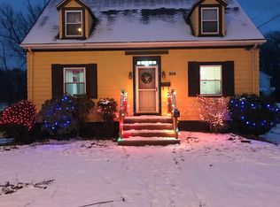 956 Hartford Ave, Johnston, RI 02919