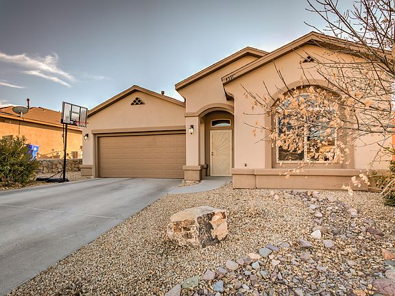 3rd image of 4599 Arabela Dr