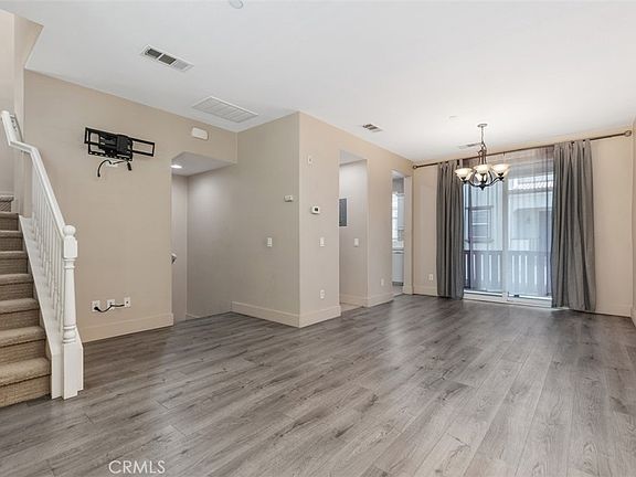 4th image of 13283 Zivi Ave
