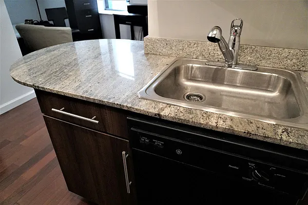 Rented by Renetta Real Estate | media 66