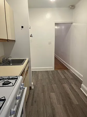 Rented by Jason A Moore, LREB | media 5