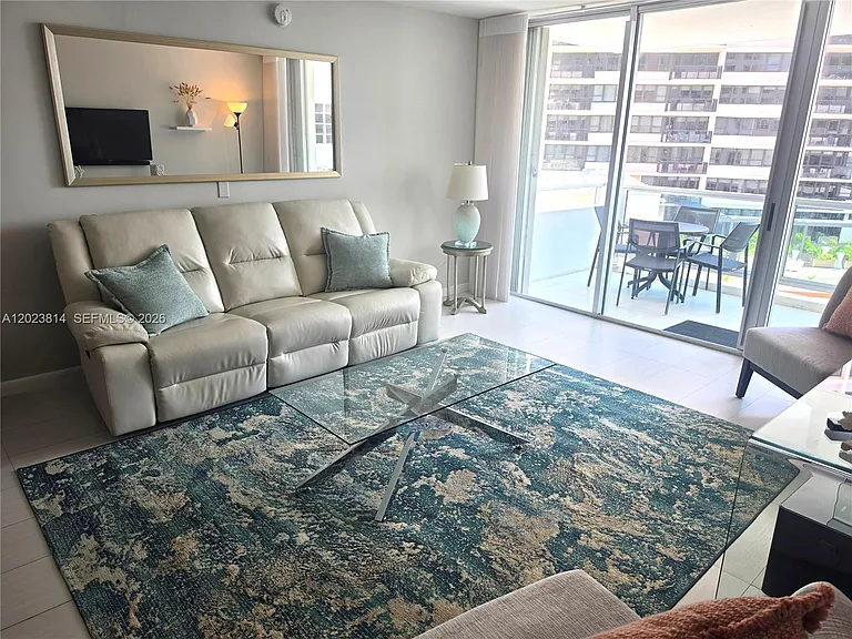 5161 Collins Ave #502 — Photo 21