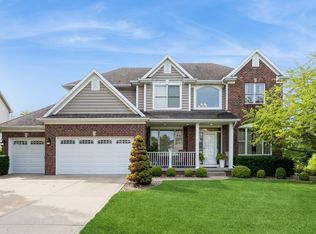 15220 Ridgemont Dr, Urbandale, IA 50323