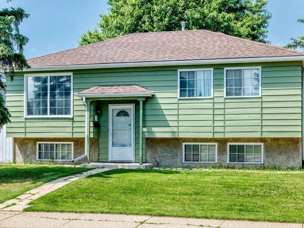 14240 23rd St NW, Edmonton, AB T5Y 1E8