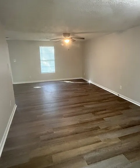 104 N Meade Dr — Photo 16