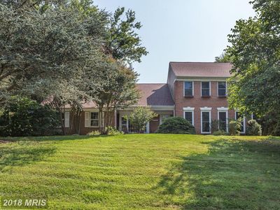 18109 Hollingsworth Dr, Rockville, MD, 20855