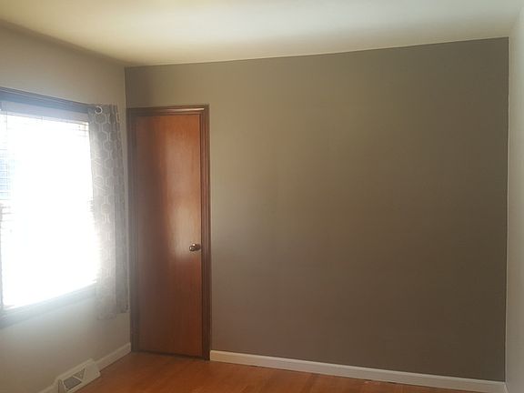 5th image of 4447 S Keeler Ave
