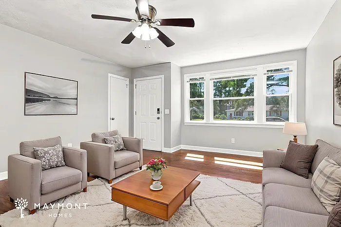 4 bed, 2.0 bath, 1570 sqft, $1,995 — Photo 4