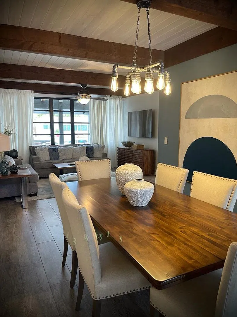 605 Kensington Place, Wilton Manors, FL — Photo 2