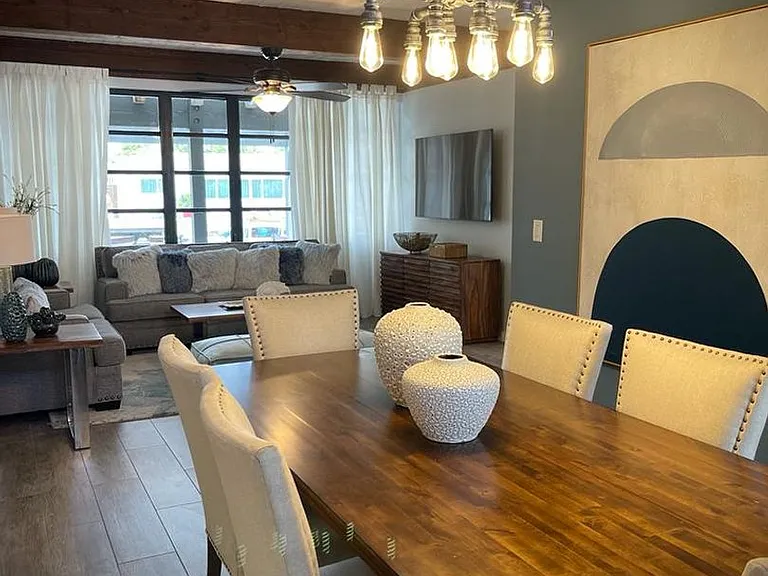 605 Kensington Pl — Photo 2