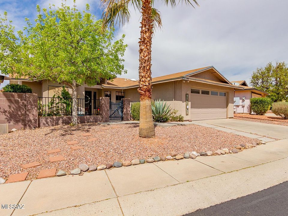 1st image of 9701 N Donegal Pl