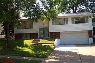 2674 Midland Ridge Dr photo 1