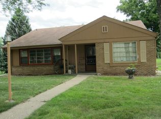 309 E 9th St, Yankton, SD 57078