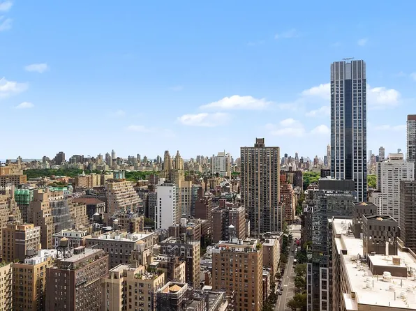 200 Riverside Blvd APT 37D, New York, NY 10069