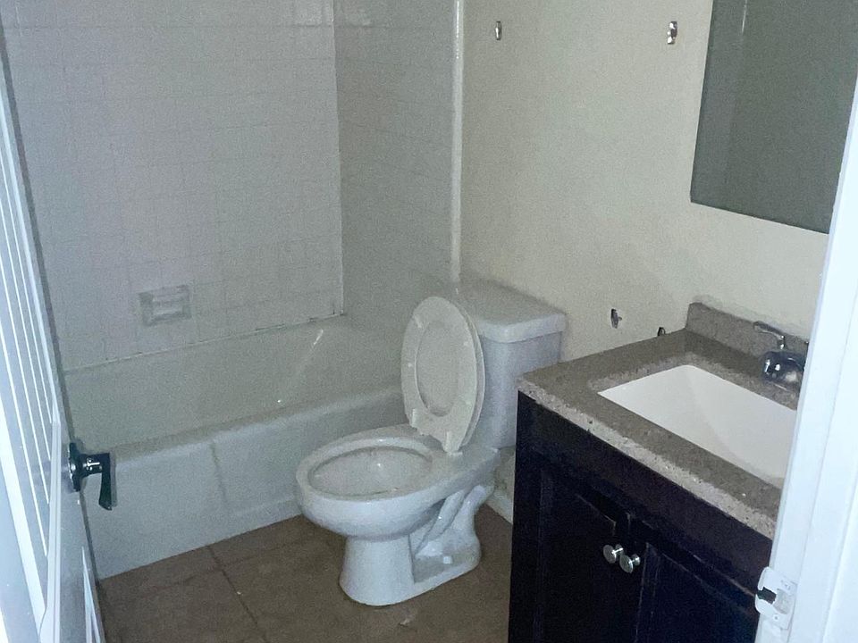1st image of 24444 Postal Ave APT 5