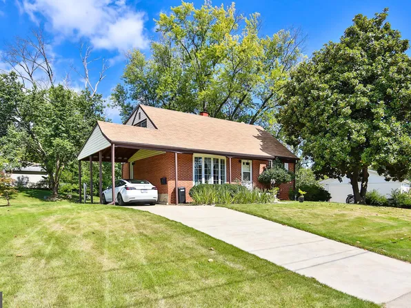 1914 Radford Dr, Woodbridge, VA 22191