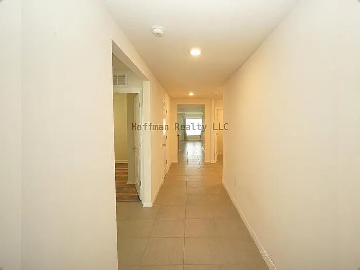 501 Calico Scallop St — Photo 3