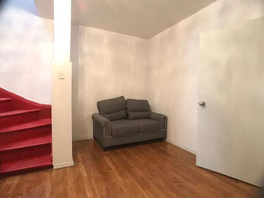 Rented by Nooklyn NYC LLC | media 5