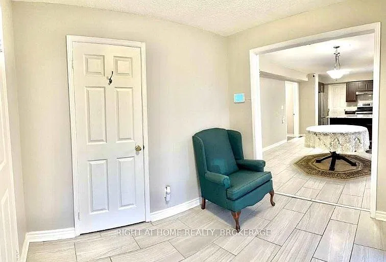 3 bed, $2,950 — Photo 4