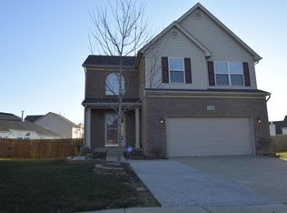 11402 Fenimore Ridge Dr, Louisville, KY 40229
