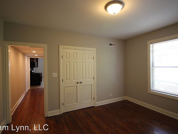 5th image of 4010 N Hamlin Ave #1N