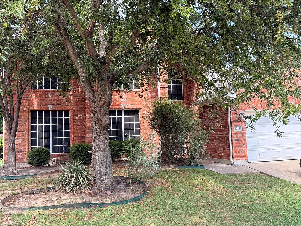 1st image of 1212 Badbury Ln