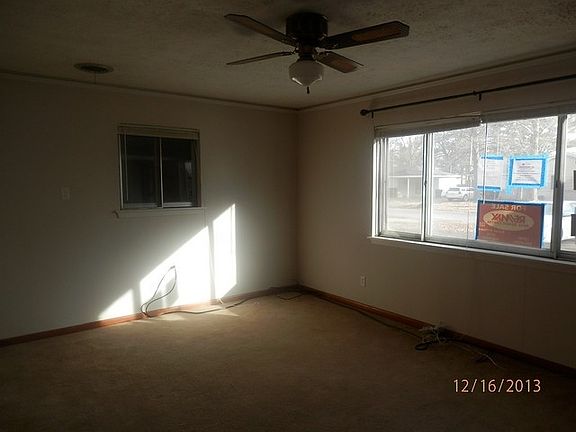 5th image of 1109 Normandy Ln
