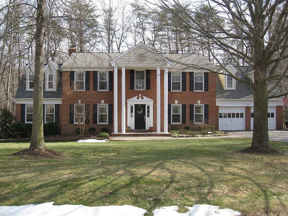 1st image of 9907 Shady Cove Dr