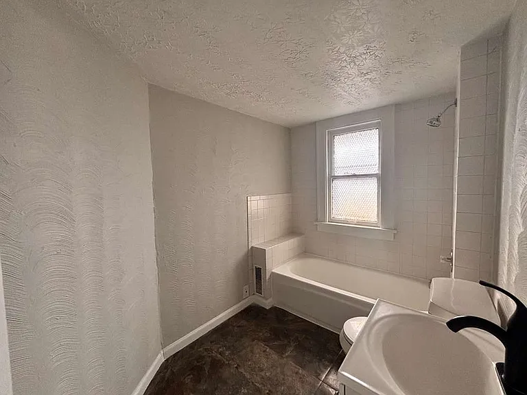 907 Rondel Rd — Photo 12